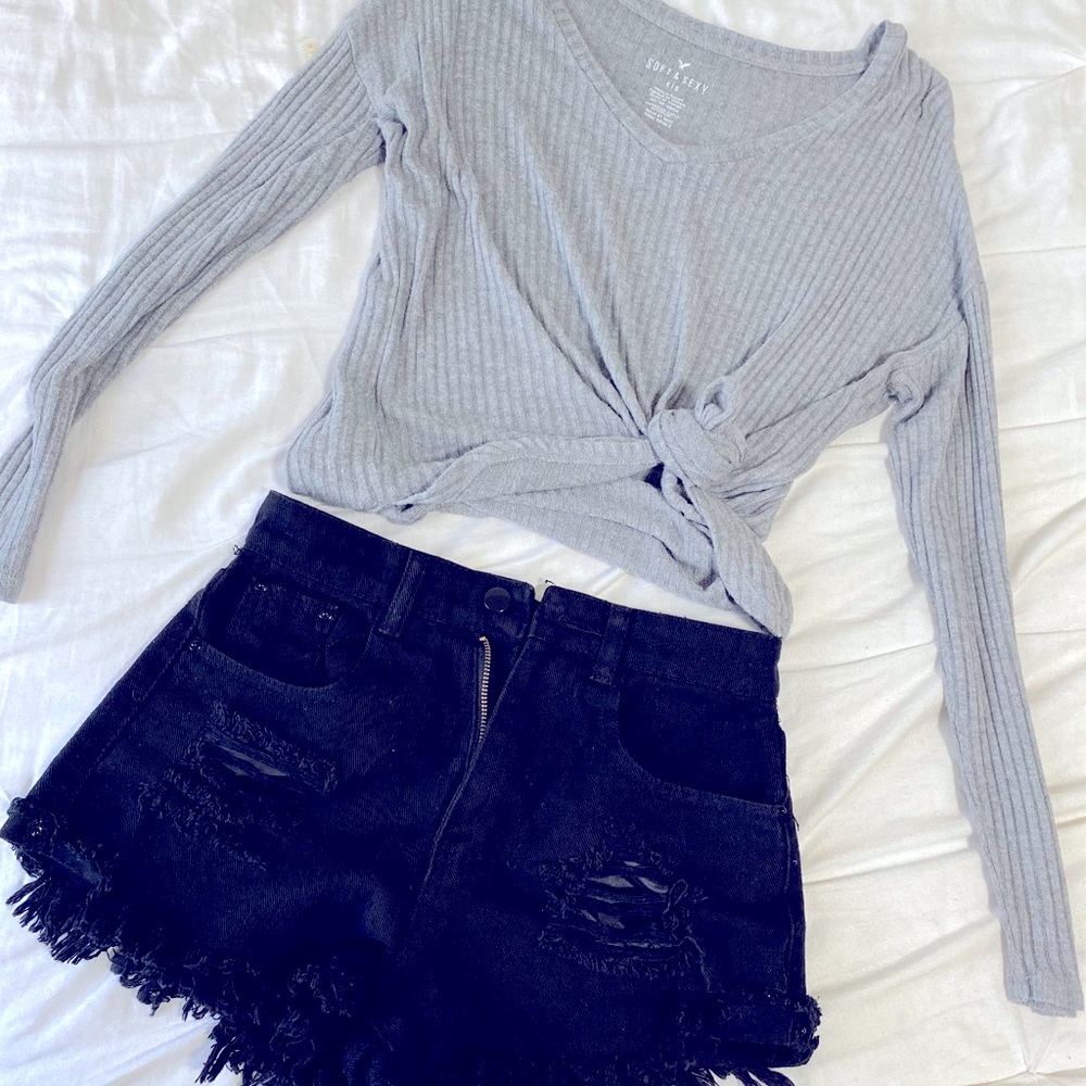 Aerie soft long sleeve tee!!
